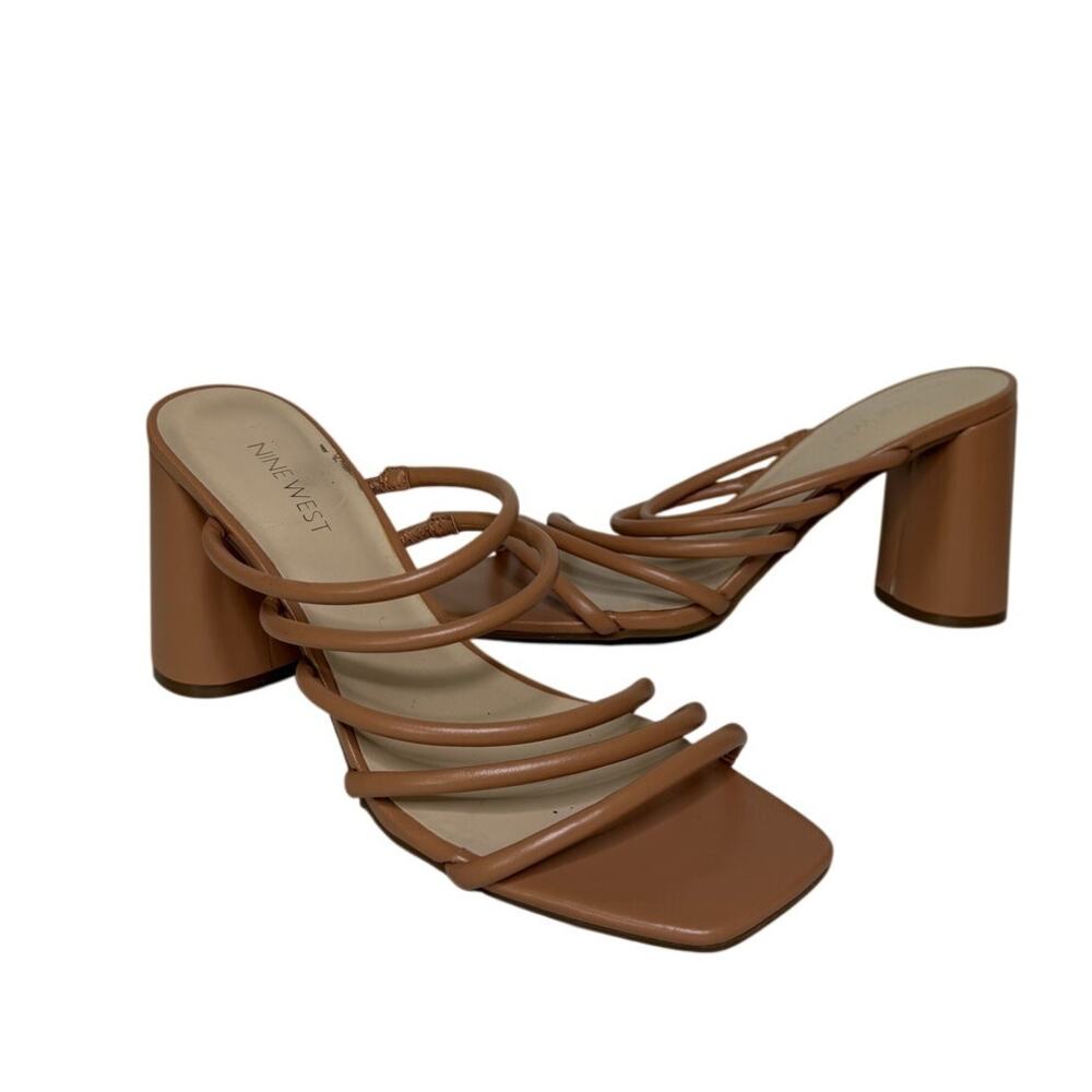 Nine West Size 9.5 Strappy Tan Nude Block Heel Vacation Closet Staple Slip On